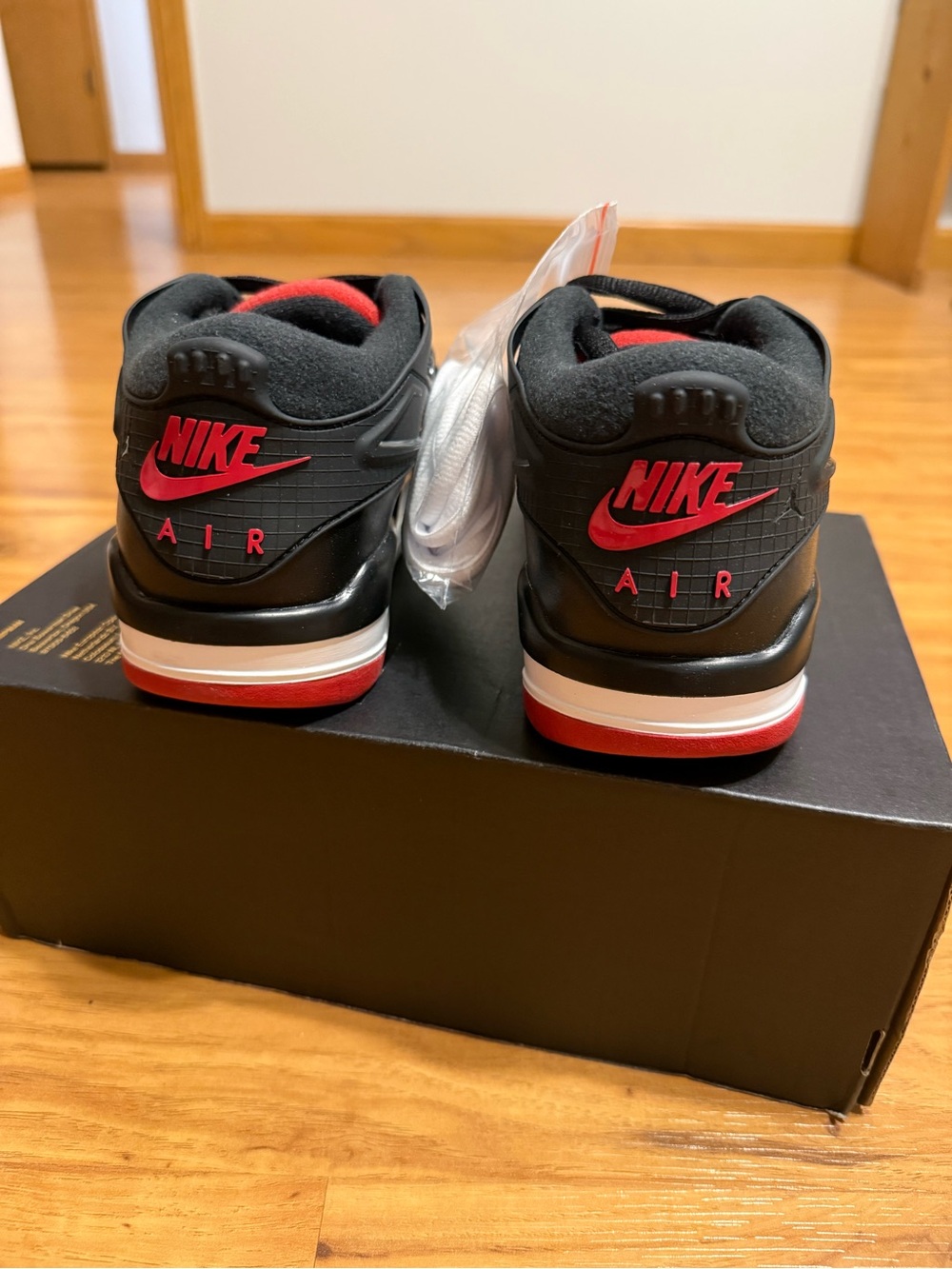 Nike Air Jordan 4 RM, Black/Varsity Red/Wolf Grey, Size 6 Youth / 7.5 Women, New - Picture 5 of 8
